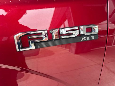Used 2016 Ford F150 XLT w/ Equipment Group 302A Luxury AWD/4WD image 13