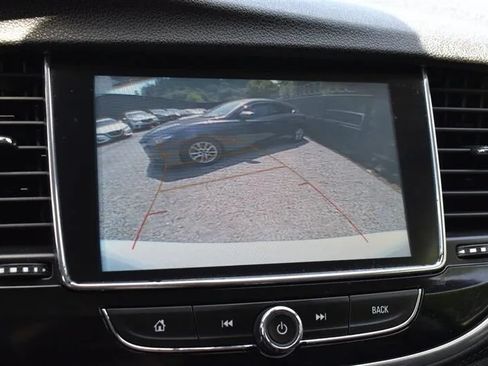 Used 2020 Buick Encore Essence FWD image 20