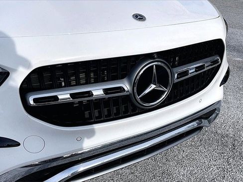 Certified 2025 Mercedes-Benz GLA 250 250 image 5