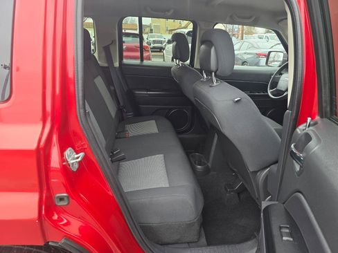 Used 2010 Jeep Patriot Sport image 13