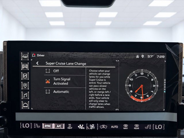 Used 2024 GMC Hummer EV 3X AWD/4WD image 31
