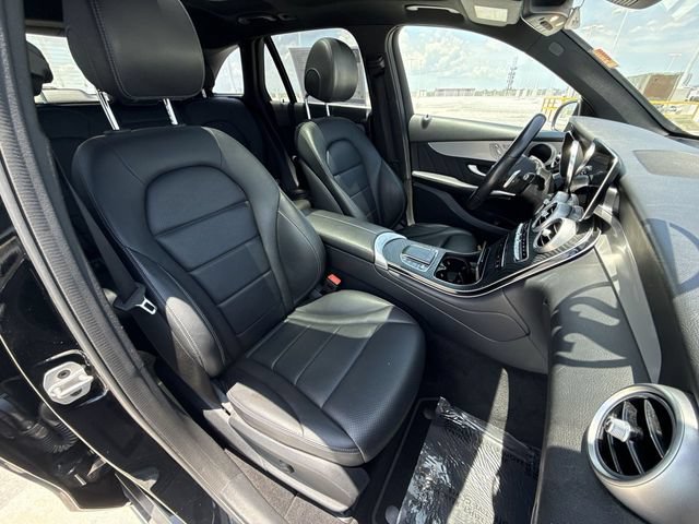Used 2022 Mercedes-Benz GLC 300 4MATIC image 26