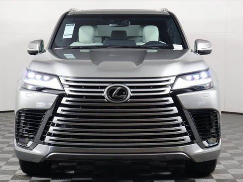 Certified 2024 Lexus LX 600 4WD w/ Luxury Package image 2