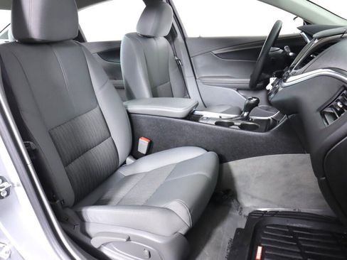 Used 2017 Chevrolet Impala LS w/ Protection Package image 32