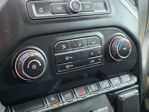 Used 2021 Chevrolet Silverado 1500 Custom image 37