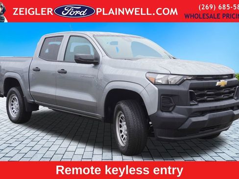 Used 2023 Chevrolet Colorado W/T image 7