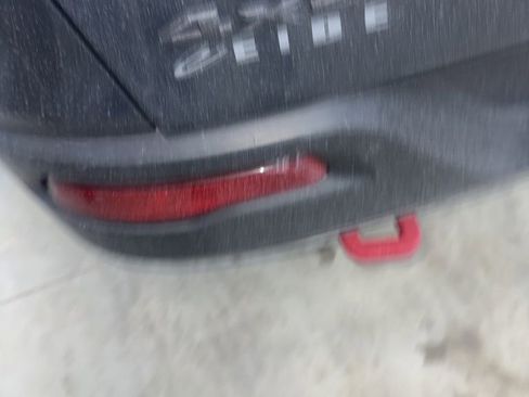 Used 2017 Jeep Cherokee Trailhawk w/ Cold Weather Group image 9