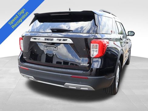 Used 2023 Ford Explorer XLT w/ Equipment Group 202A AWD/4WD image 12