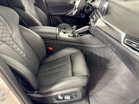 Used 2021 BMW X6 M w/ Competition Package image 30
