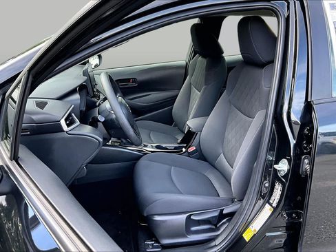 Certified 2022 Toyota Corolla LE w/ Carpet Mat Package (TMS) FWD image 9