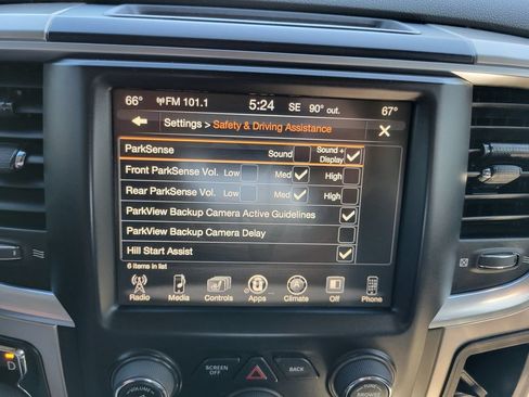 Used 2016 RAM 1500 Big Horn AWD/4WD image 38