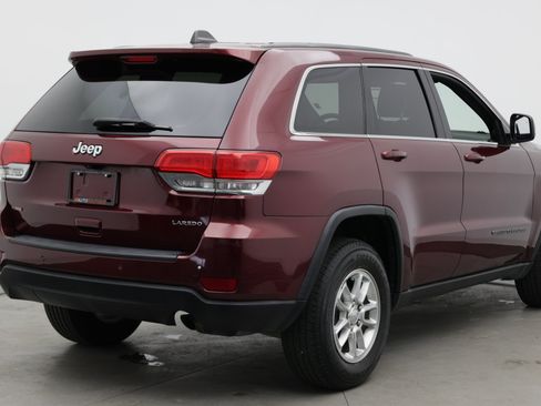 Used 2019 Jeep Grand Cherokee Laredo RWD image 7