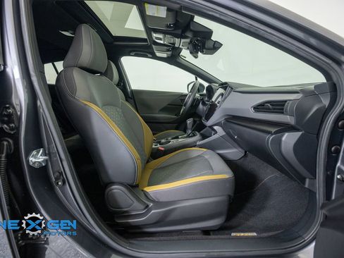 Used 2025 Subaru Crosstrek 2.5i Sport AWD/4WD image 37
