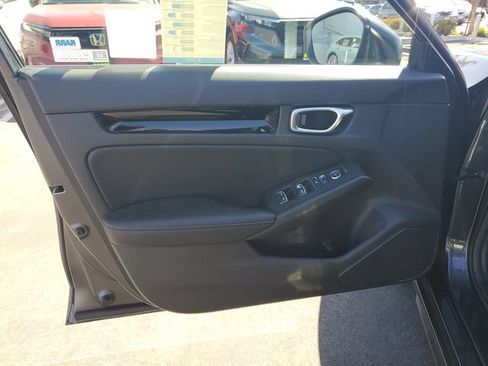 Certified 2024 Honda Civic EX-L image 18
