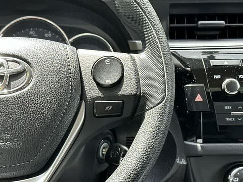 Used 2014 Toyota Corolla L FWD image 9