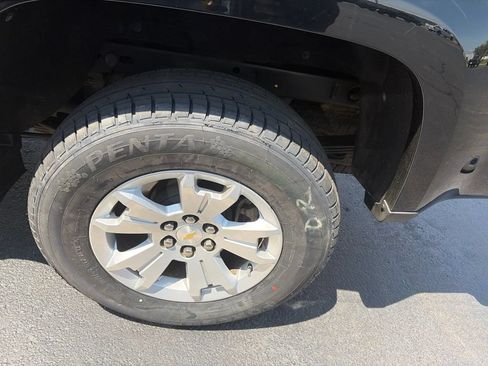 Used 2021 Chevrolet Colorado LT AWD/4WD image 10