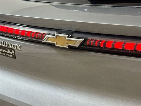 New 2025 Chevrolet Equinox EV LT image 18