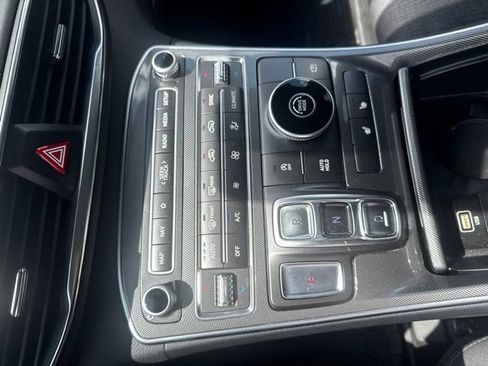 Used 2023 Hyundai Santa Fe SEL FWD image 16