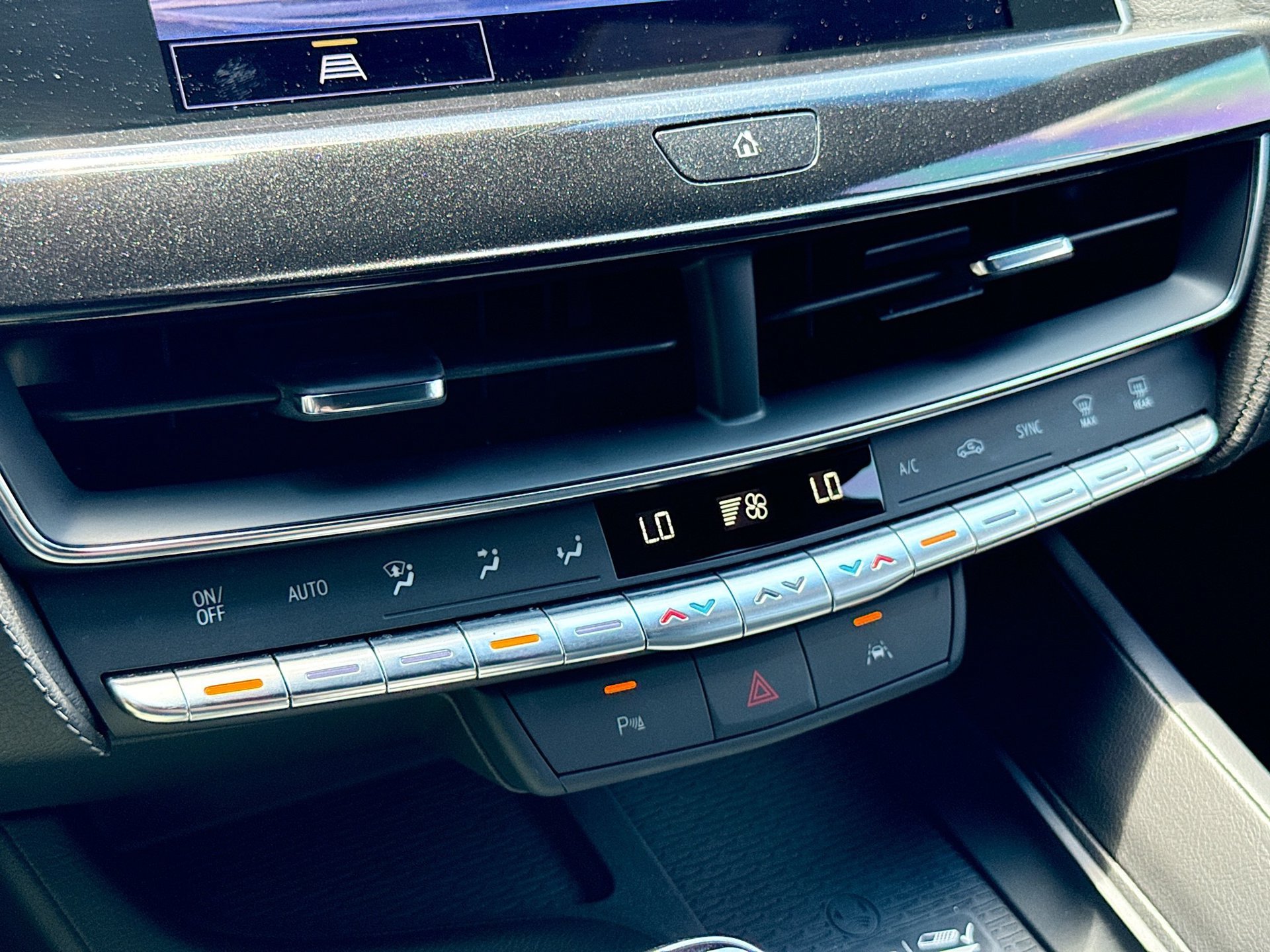 Certified 2024 Cadillac CT5 Luxury w/ Sun And Sound Package RWD image 30