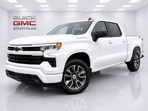 Used 2025 Chevrolet Silverado 1500 RST w/ Convenience Package II AWD/4WD image 1
