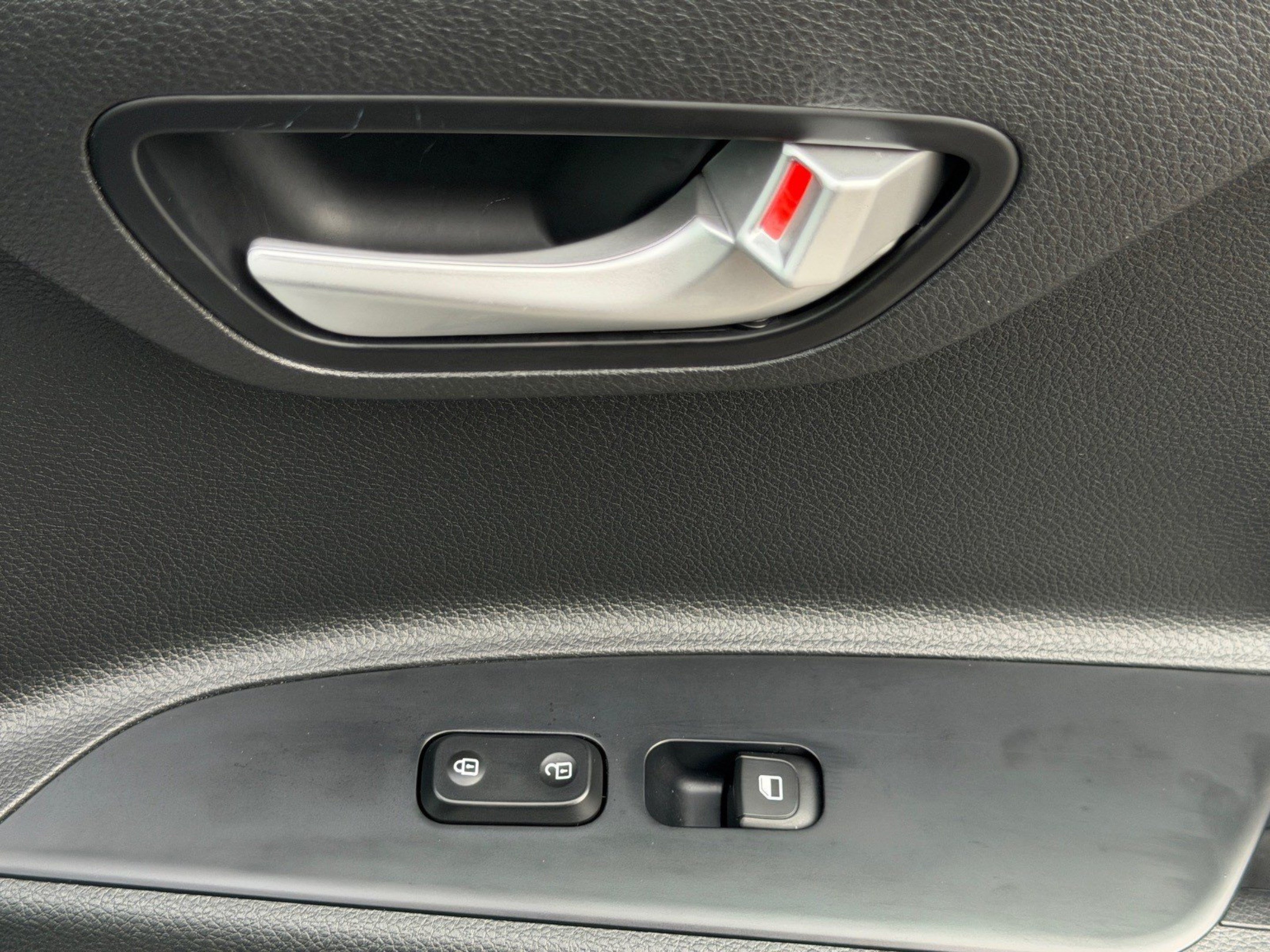 Used 2023 Kia Rio S w/ Technology Package FWD image 9