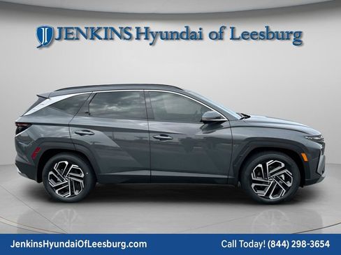 New 2026 Hyundai Tucson Limited FWD image 3