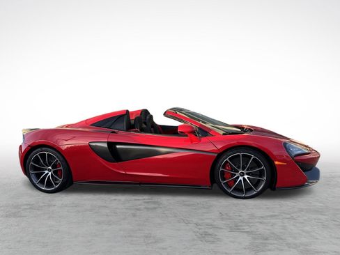 Used 2019 McLaren 570S Spider image 10
