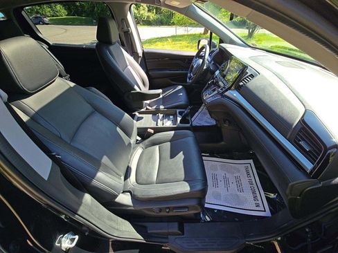 Used 2023 Honda Odyssey Touring image 14