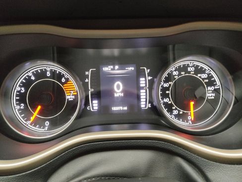 Used 2017 Jeep Cherokee Sport w/ Cold Weather Group image 23