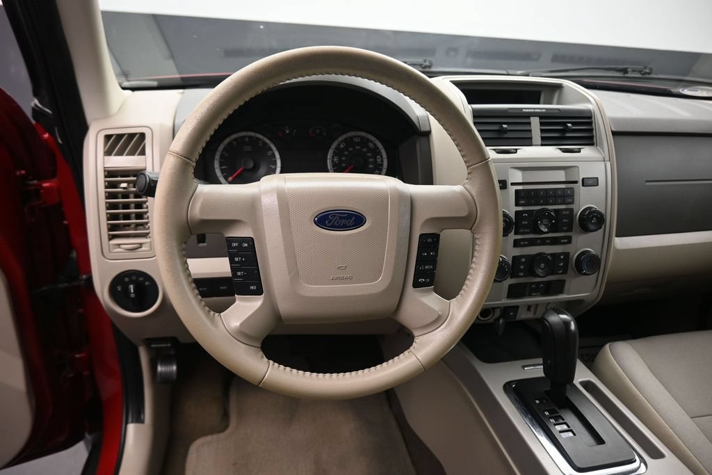 Used 2010 Ford Escape XLT FWD image 14