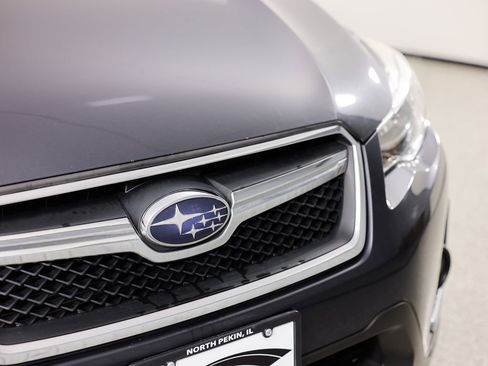 Used 2017 Subaru Crosstrek 2.0i Premium image 4