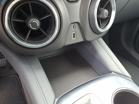 Used 2019 Chevrolet Blazer LT image 19