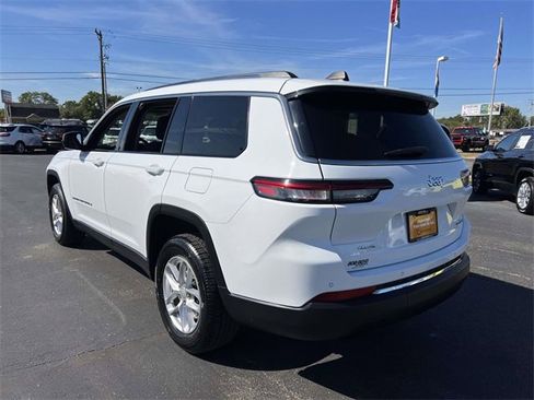 Certified 2023 Jeep Grand Cherokee L Laredo image 6