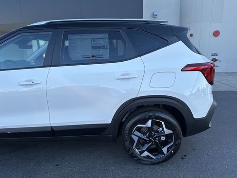 New 2026 Kia Seltos S AWD/4WD image 10
