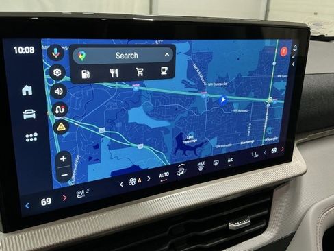 Used 2025 Ford Explorer Active w/ Active Comfort Package image 25