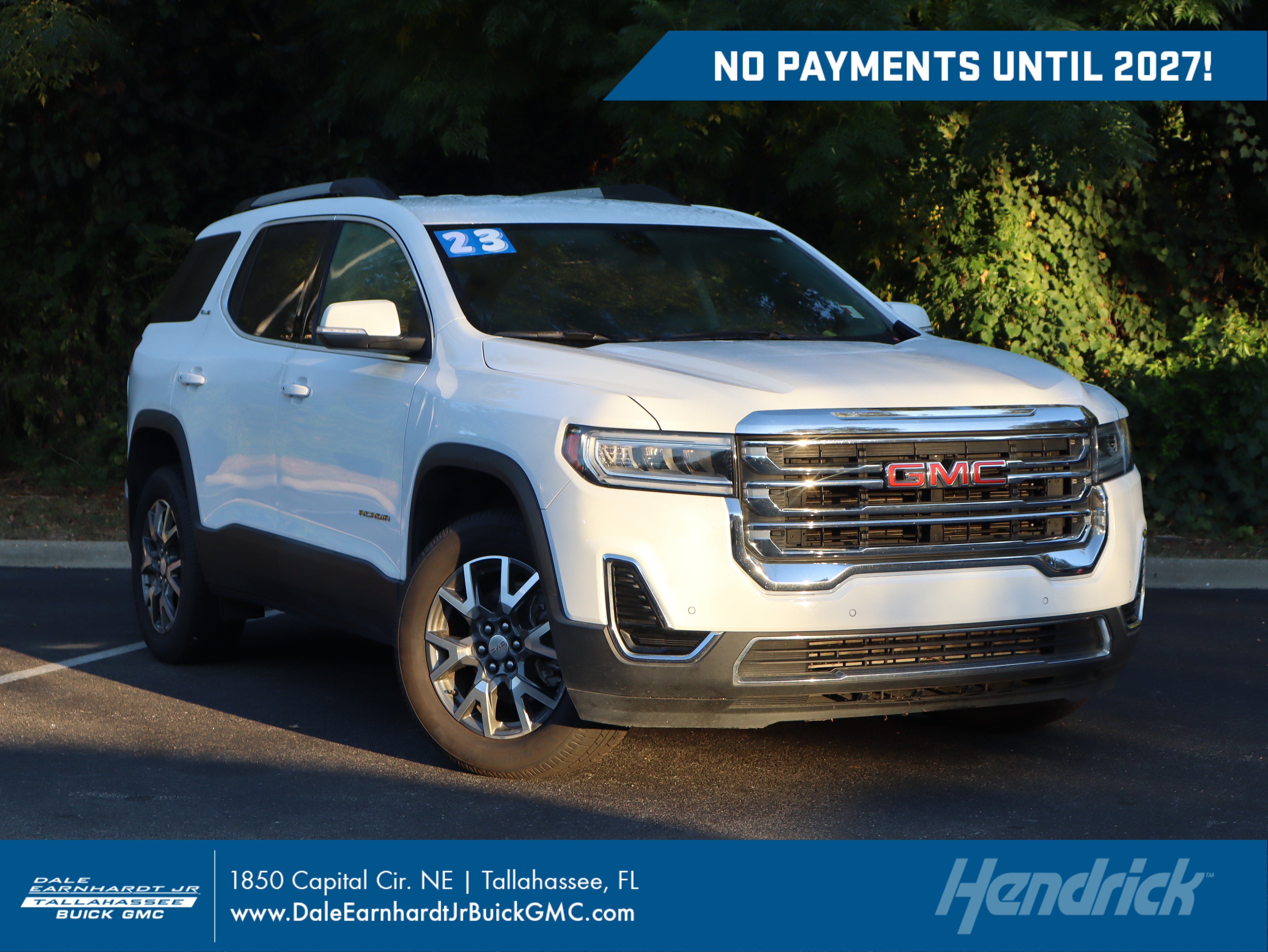 Used 2023 GMC Acadia SLE w/ Driver Convenience Package FWD image 1