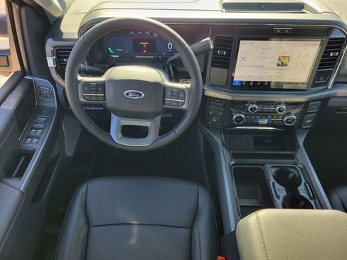 New 2026 Ford F250 Lariat w/ FX4 Off-Road Package image 9