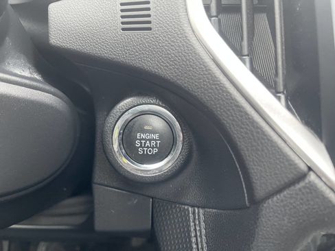 Used 2019 Subaru Forester Premium image 34