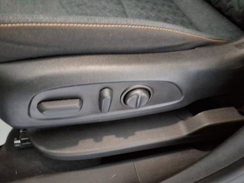 Used 2022 Chevrolet Equinox LT image 21