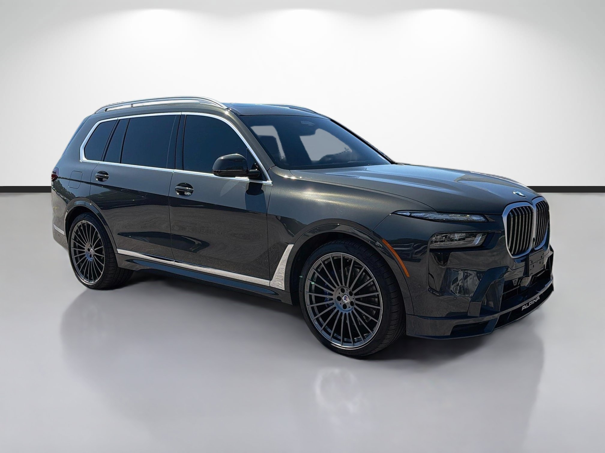 Used 2024 BMW ALPINA XB7 AWD/4WD image 1