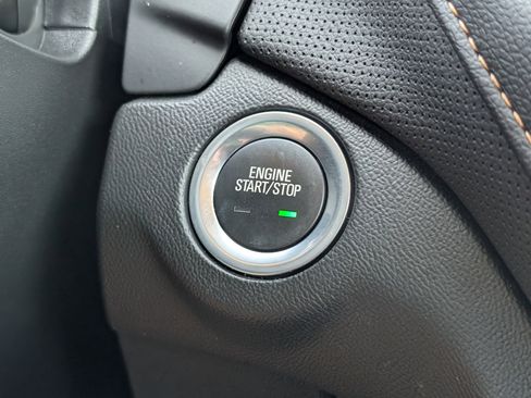 Used 2020 Chevrolet Equinox Premier AWD/4WD image 17