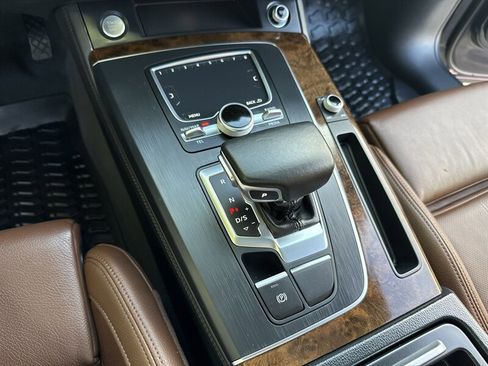 Used 2018 Audi Q5 Prestige AWD/4WD image 30