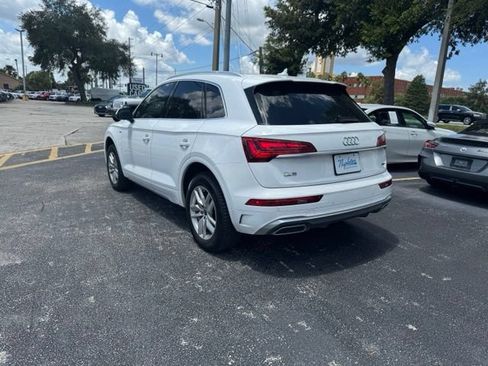 Used 2023 Audi Q5 2.0T Premium w/ Convenience Package AWD/4WD image 3