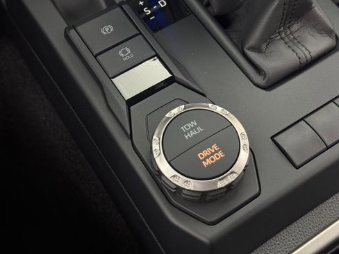 Used 2025 Toyota 4Runner SR5 image 31