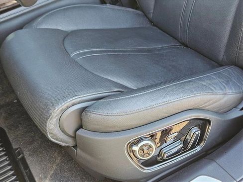 Used 2017 Audi A8 L 3.0T w/ Executive Package image 18