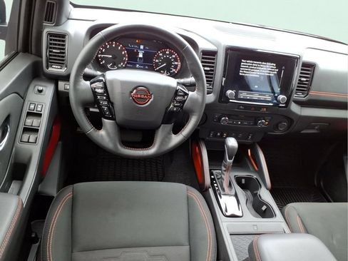 Used 2024 Nissan Frontier Pro-X w/ Pro Convenience Package RWD image 17