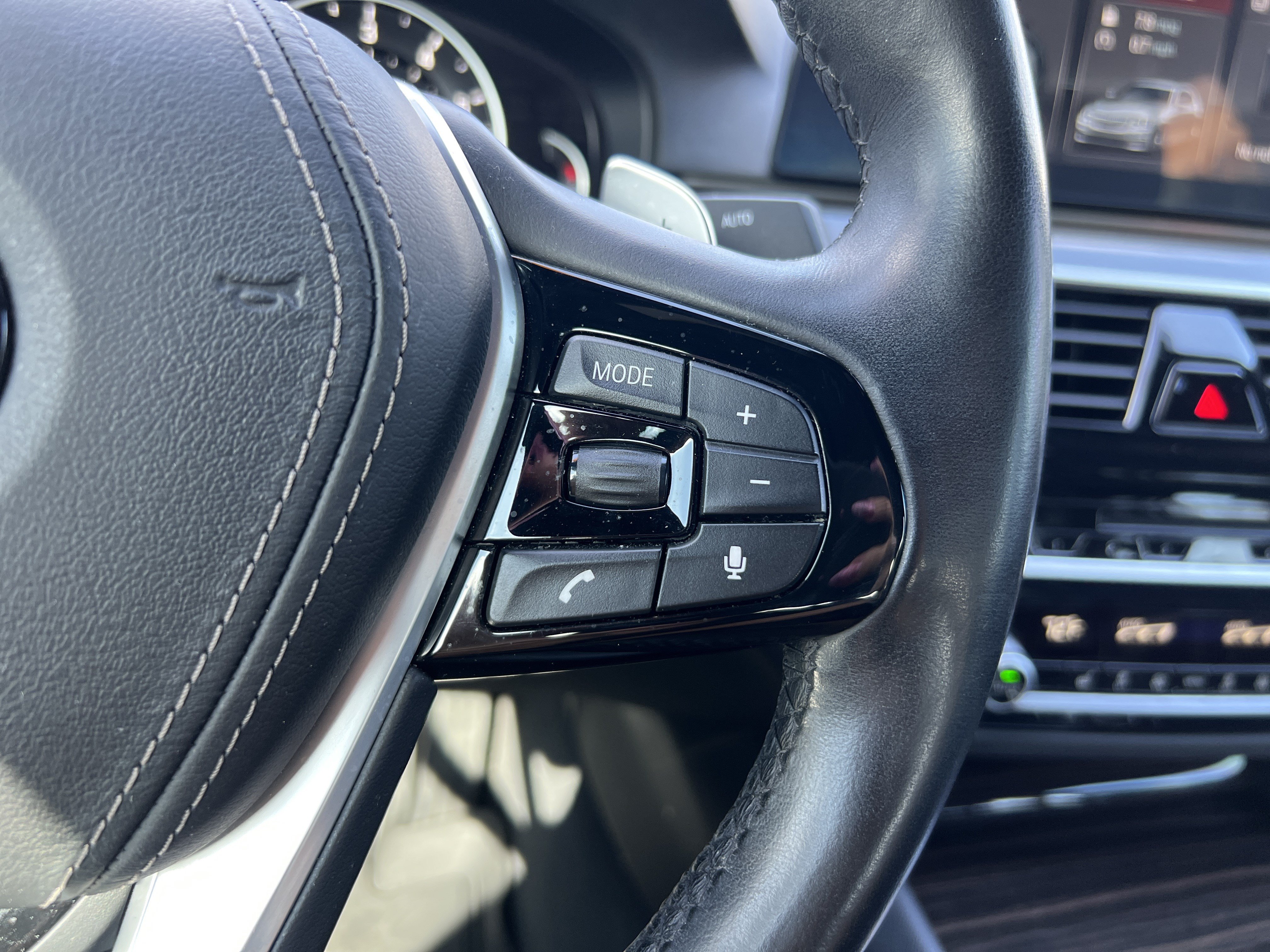 Used 2018 BMW 530i xDrive w/ Premium Package AWD/4WD image 20