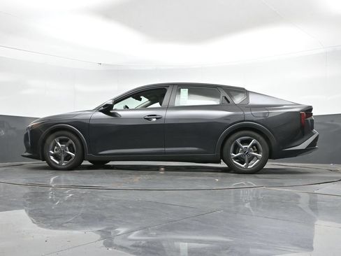 Used 2025 Kia K4 FWD image 45