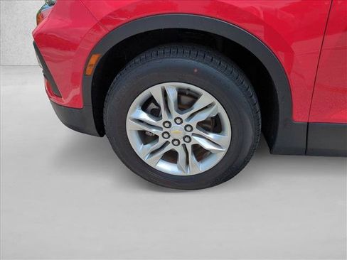 Used 2019 Chevrolet Blazer LT FWD image 23