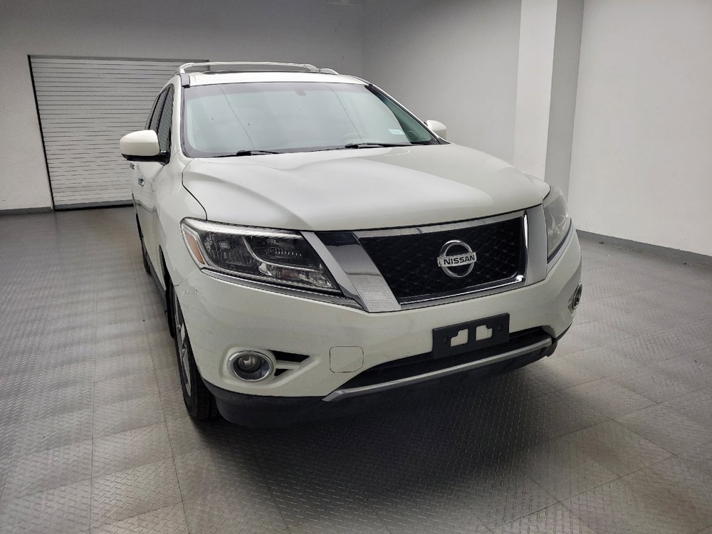 Used 2015 Nissan Pathfinder Platinum w/ Cargo Package FWD image 14